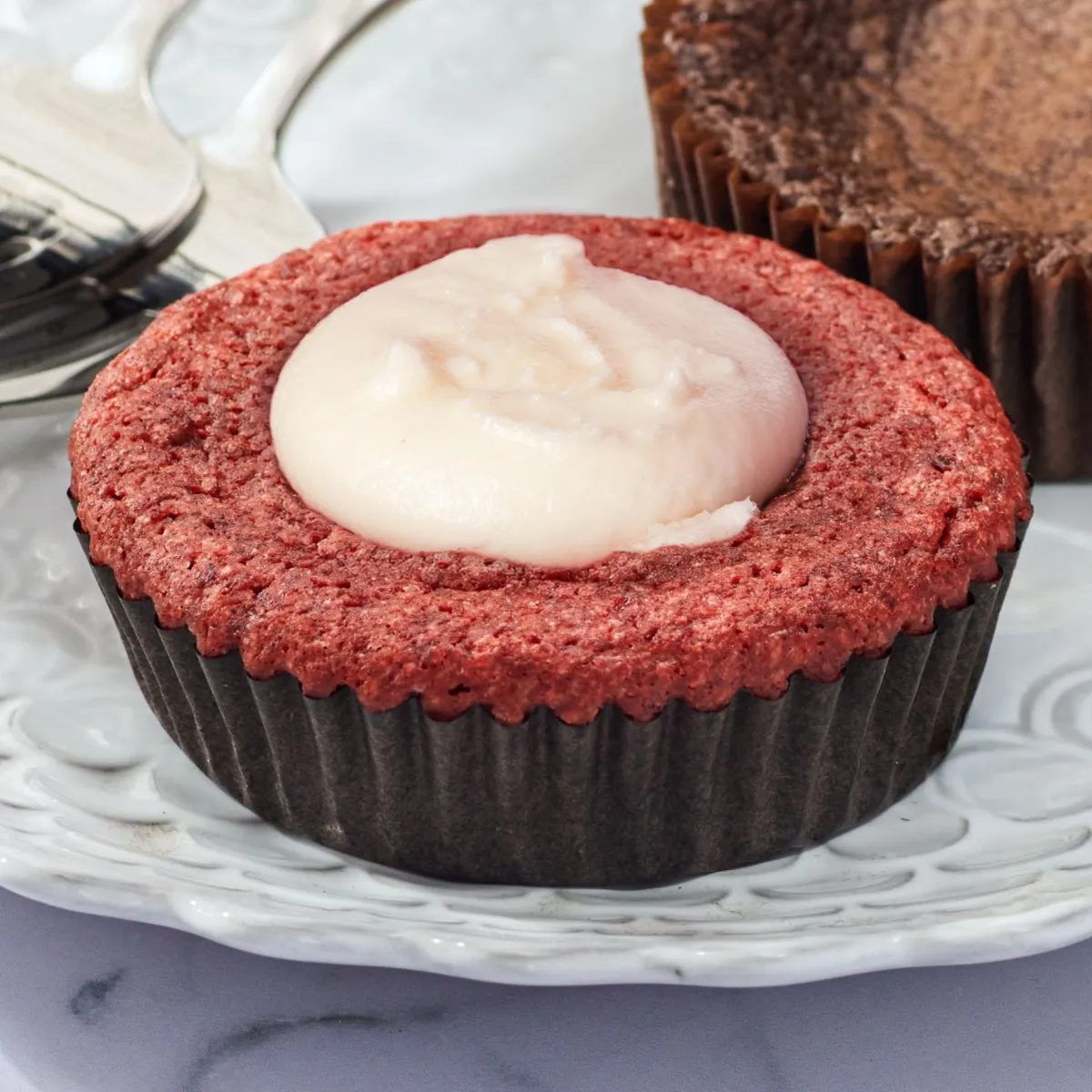 Red Velvet Cream Cheese Brownie